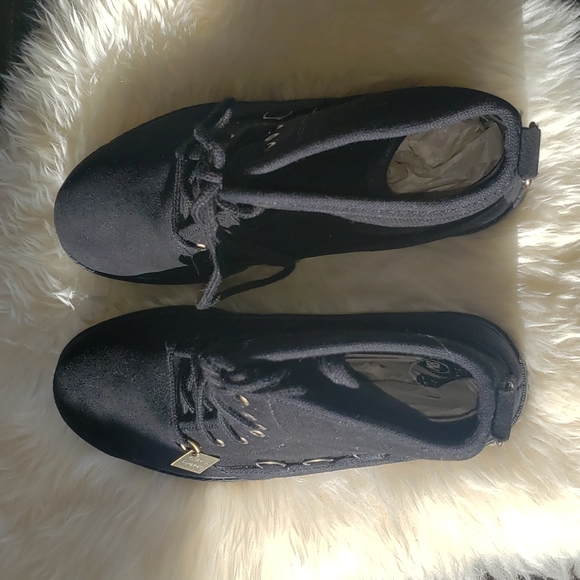 Chinese Laundry Watson Black Lace Boot 8 M - Picture 8 of 12